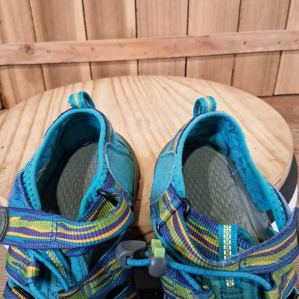 KEEN Newport H2 Sandals Kids Size 4 Blue Stripe Waterproof Hiking Shoes